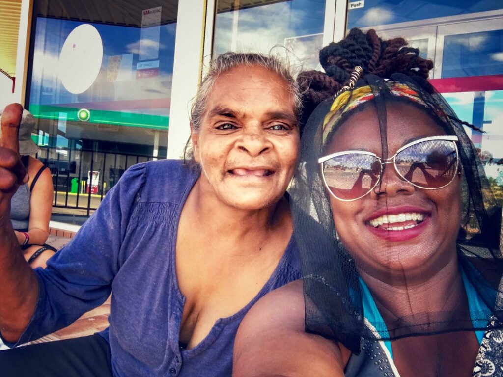 Meeting the locals living near Uluru and Kata Tjuta.