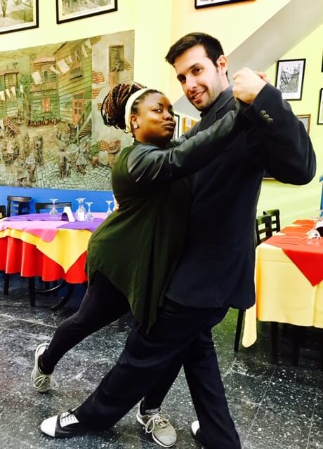 A little tango lesson never hurt anyone!